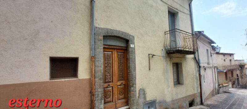 Casa indipendente nel Centro Storico di Vietri di Potenza